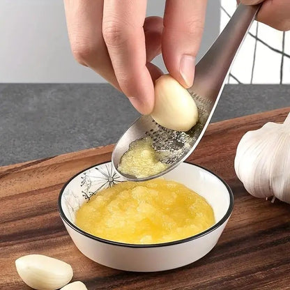 Stainless Steel Ginger Grating Spoon, Manual Garlic Masher, Kitchen Gadget for Mash Garlic and Ginger, Durable Cookware Accessories, Kitchen Cooking